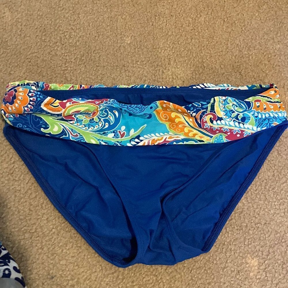 Bikini bottoms bundle - Picture 4 of 4